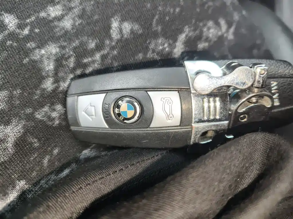 BMW X1 2014 — фото 12