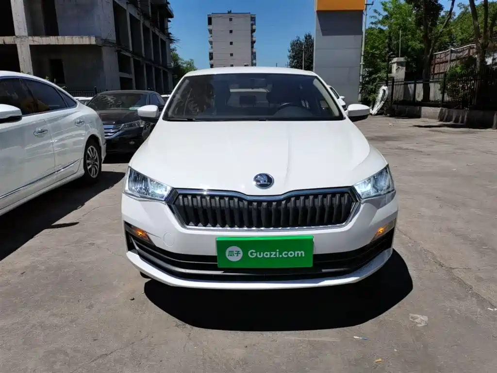 Skoda Rapid 2023 — фото 3