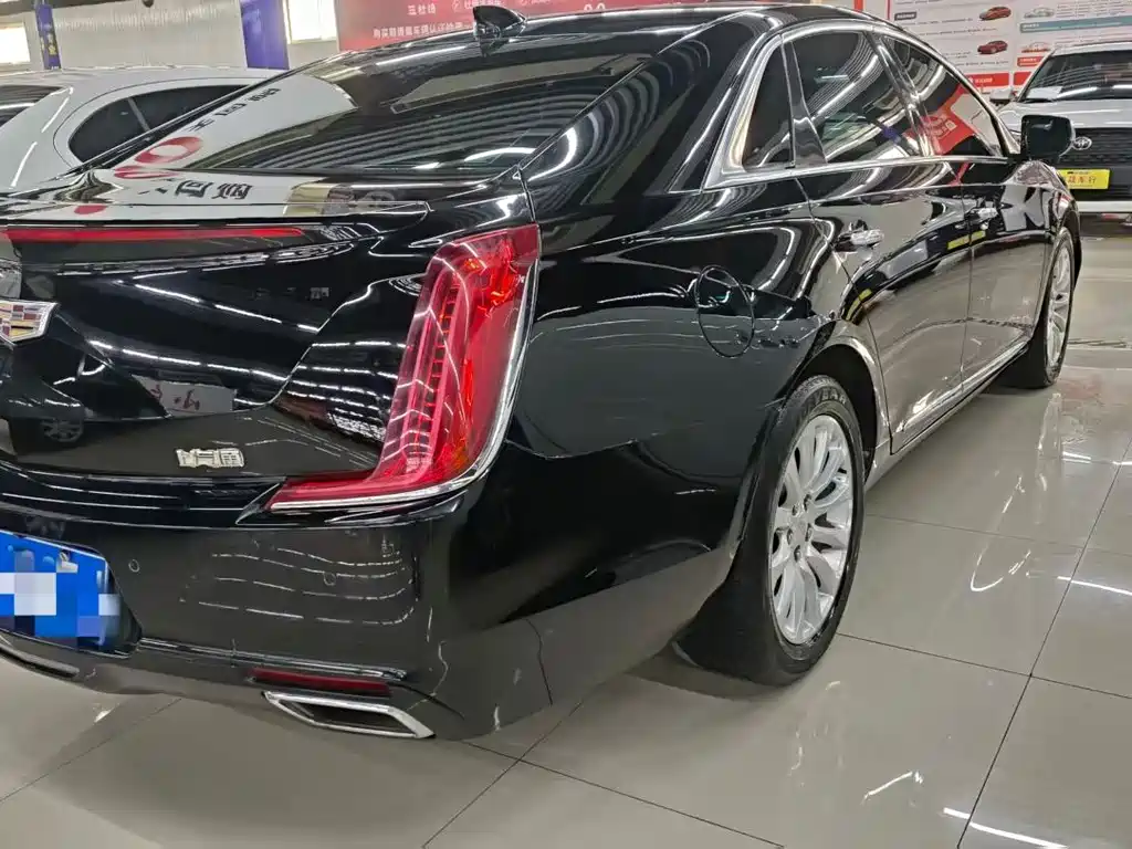 Cadillac XTS 2018 — фото 6