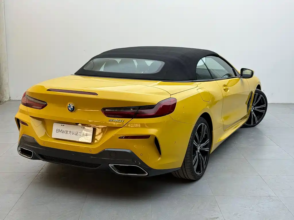 BMW 8 Series 2025