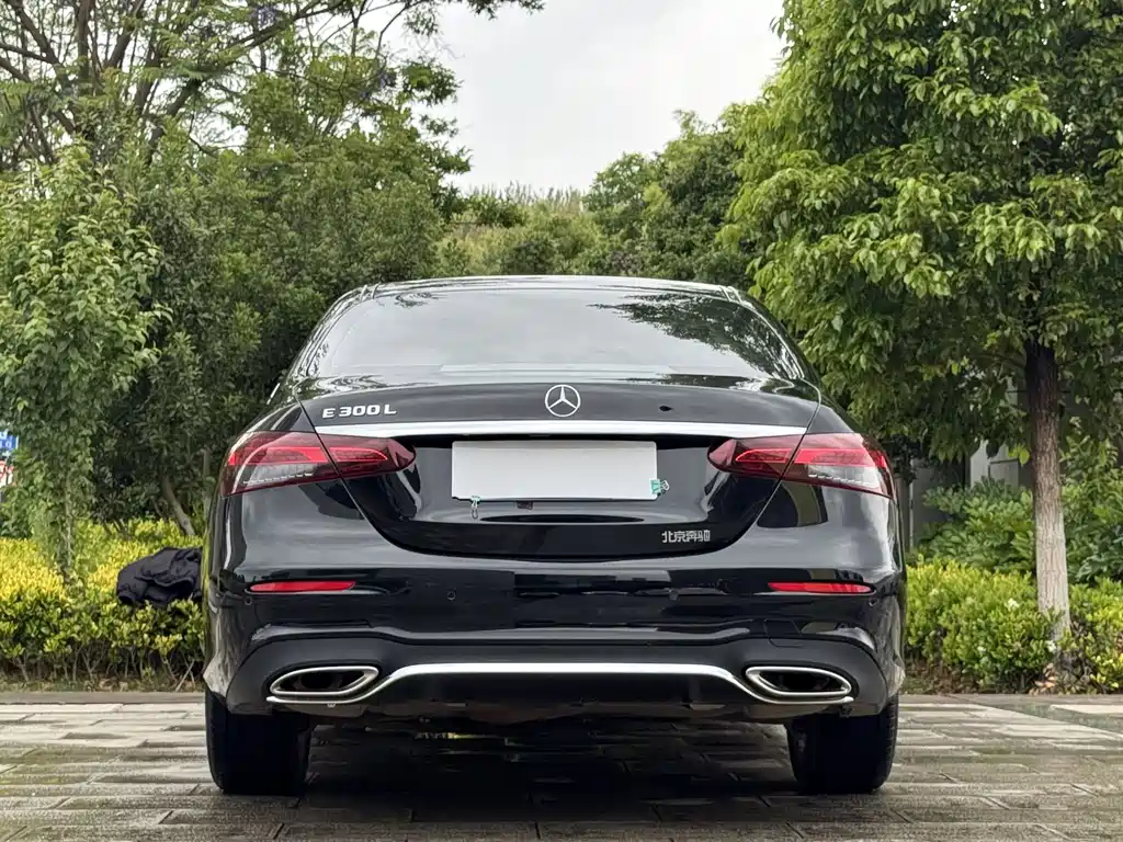 Mercedes-Benz E-Class 2022 — фото 5
