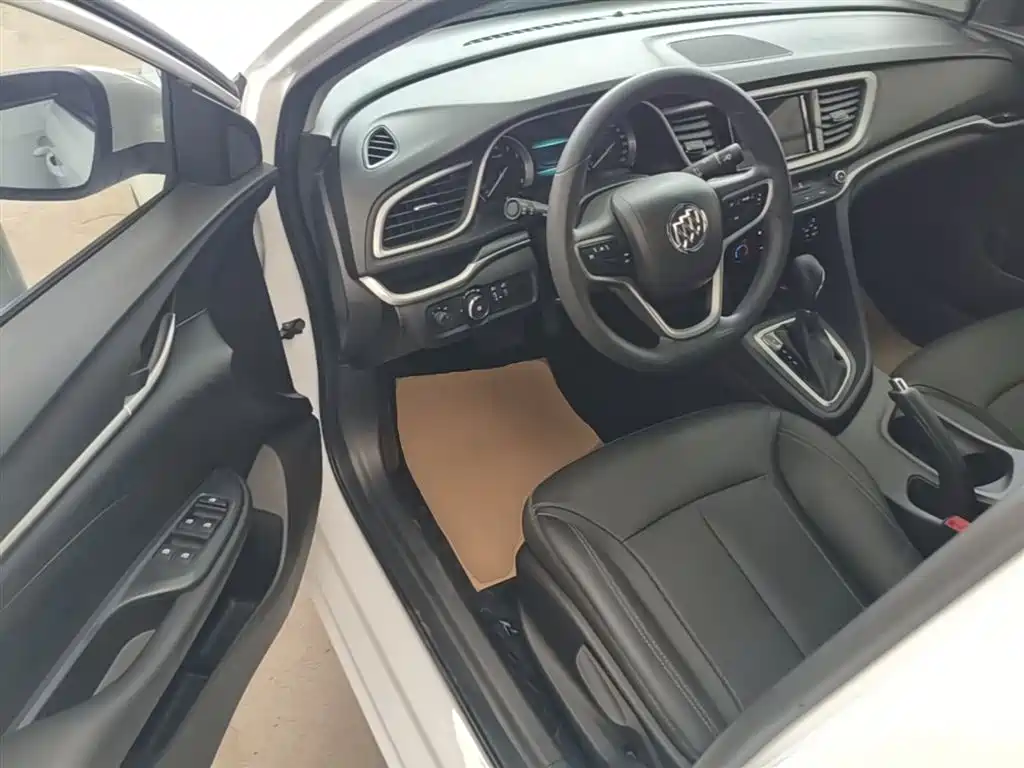 Buick Excelle 2022 — фото 16