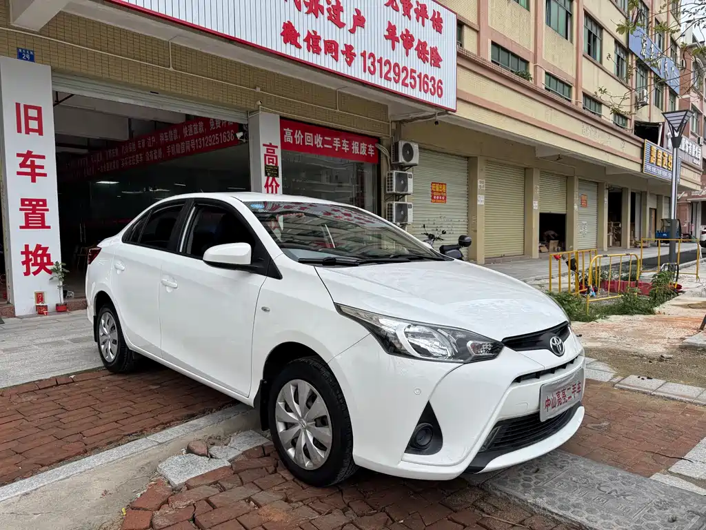 Toyota Yaris L 2019 — фото 3