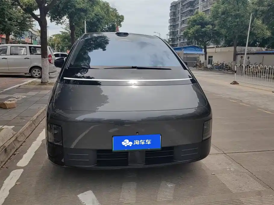 Li Auto Li MEGA 2025