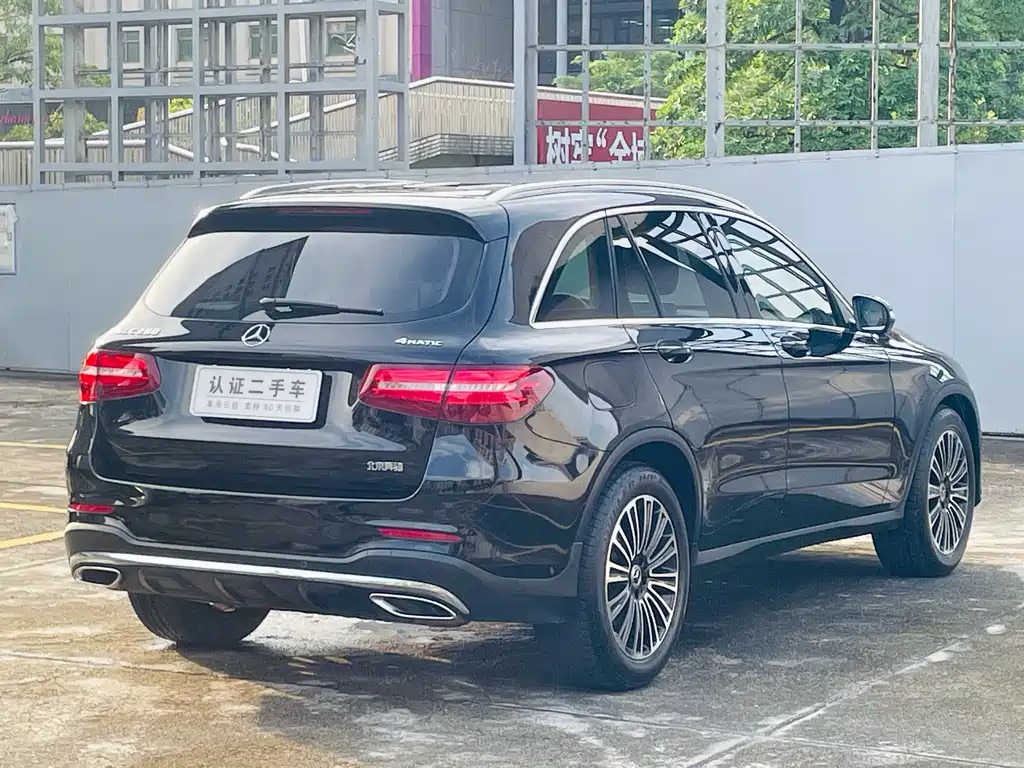 Mercedes-Benz GLC 2018 — фото 8