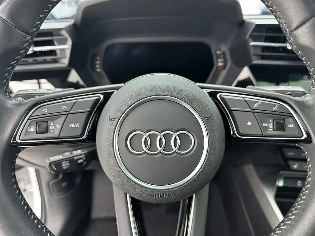 Audi A3 2022 — фото 12