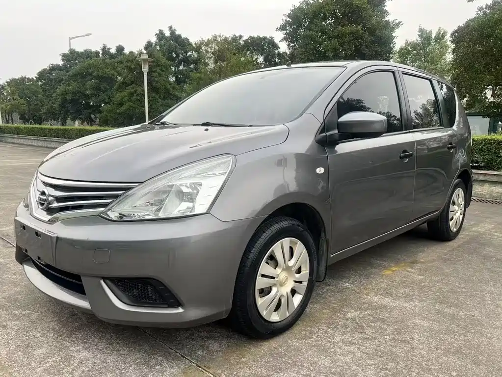 Nissan Livina 2017