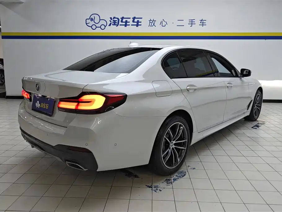 BMW 5 Series 2022