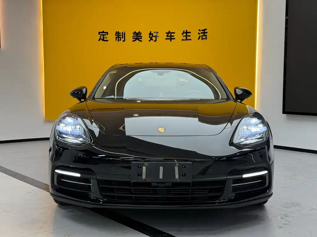 Porsche Panamera 2018 — фото 2