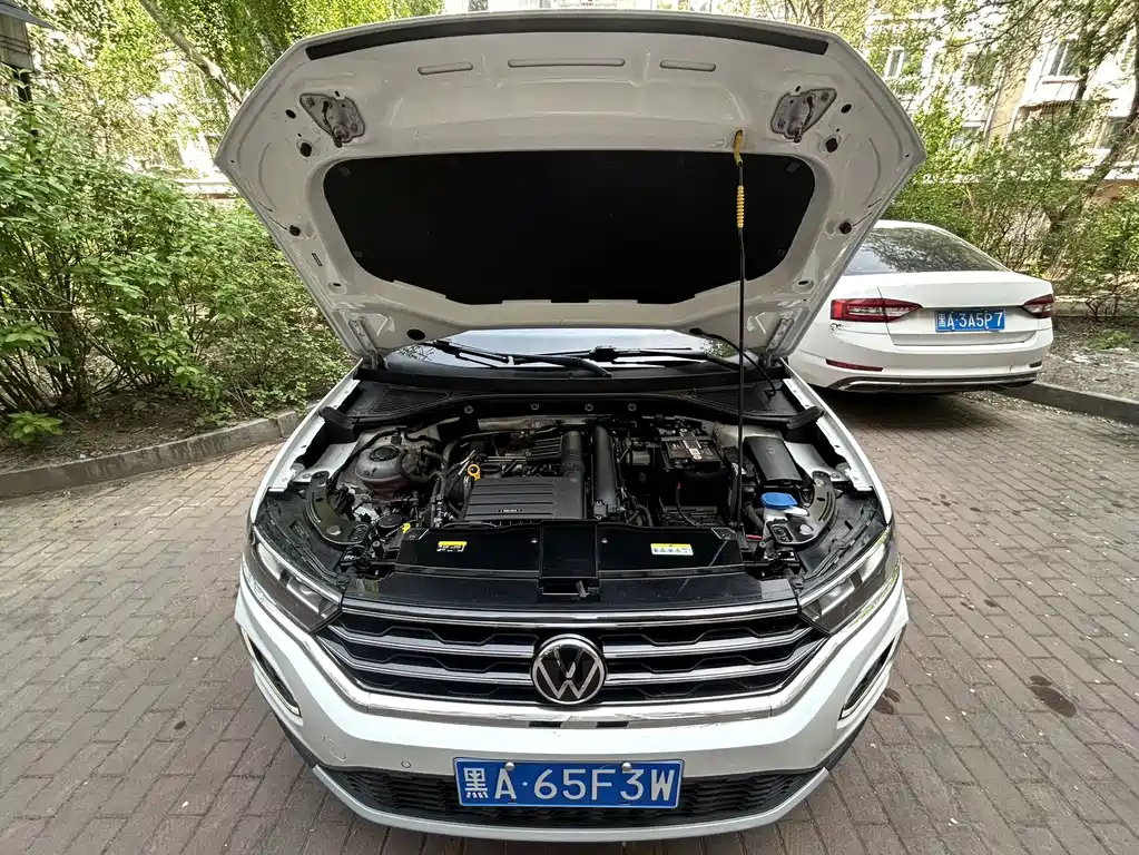 Volkswagen T-Roc 2022 — фото 6