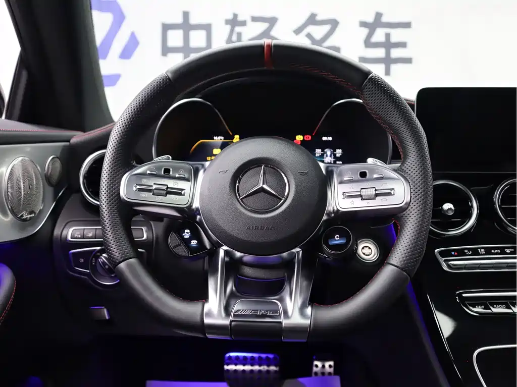Mercedes-Benz C-Class AMG 2023 — фото 11