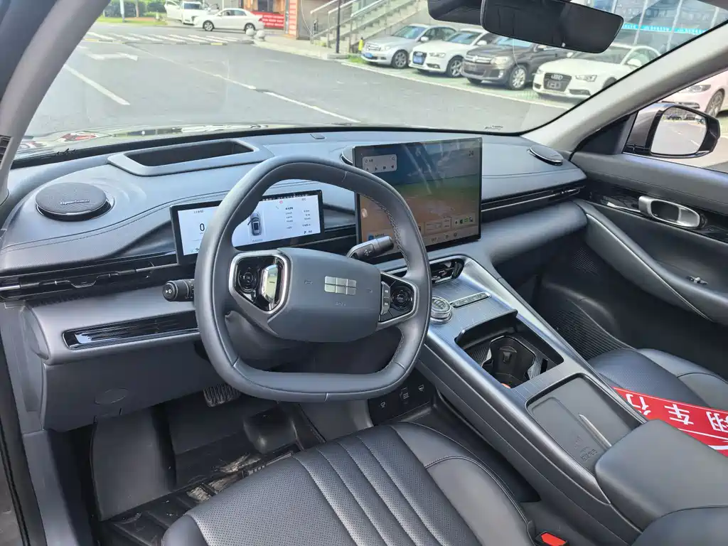 Geely Galaxy E5 2024 — фото 13