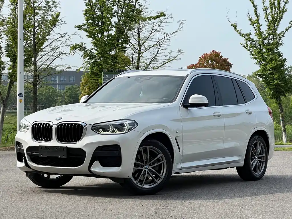 BMW X3 2021 — фото 1