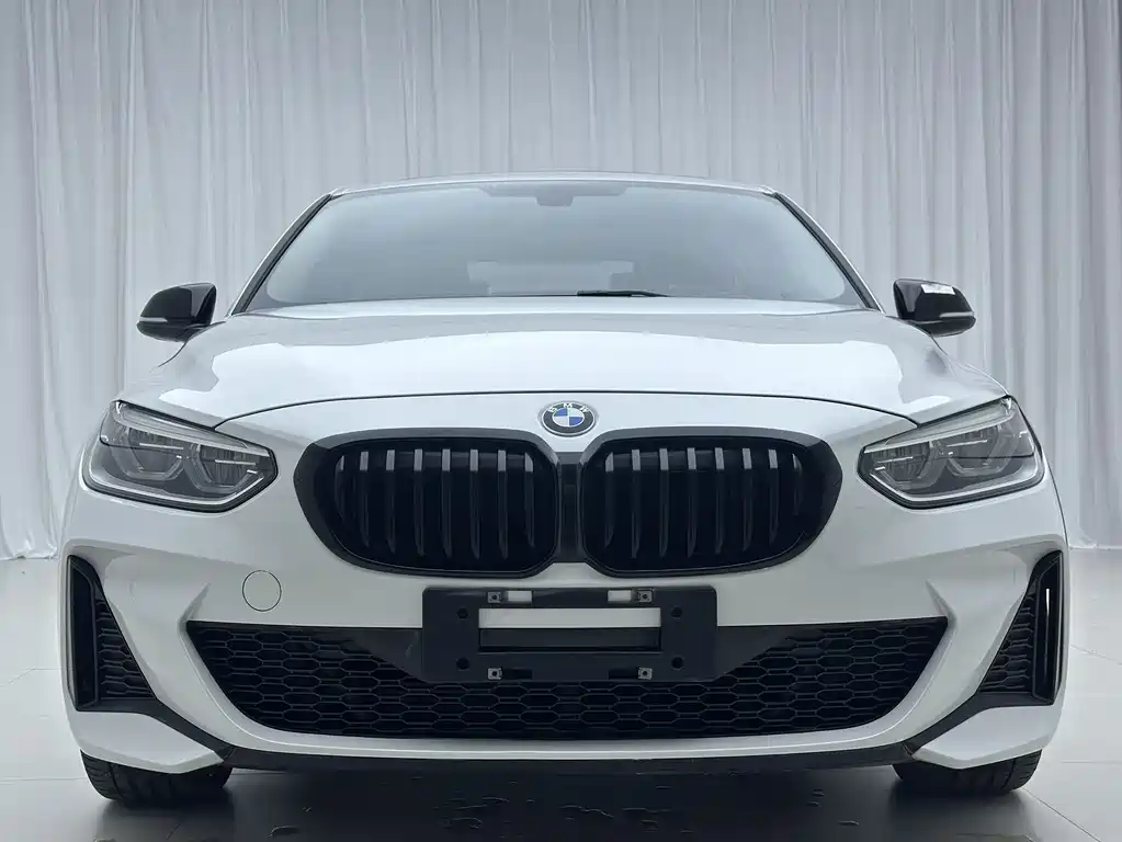 BMW 1 Series 2022