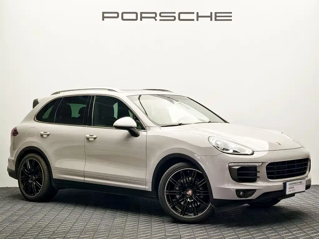 Porsche Cayenne 2015 — фото 3