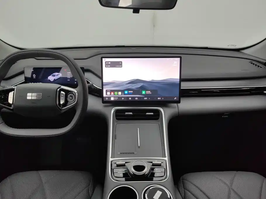 Geely Galaxy L6 2025 — фото 12
