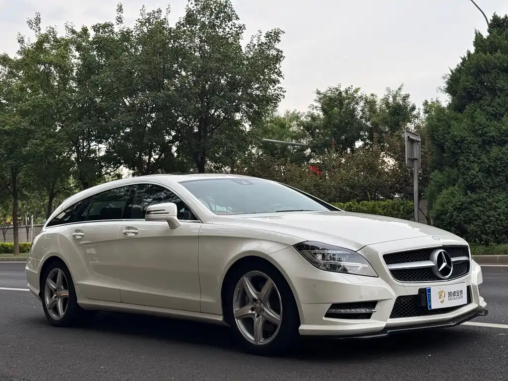 Mercedes-Benz CLS 2013 — фото 3