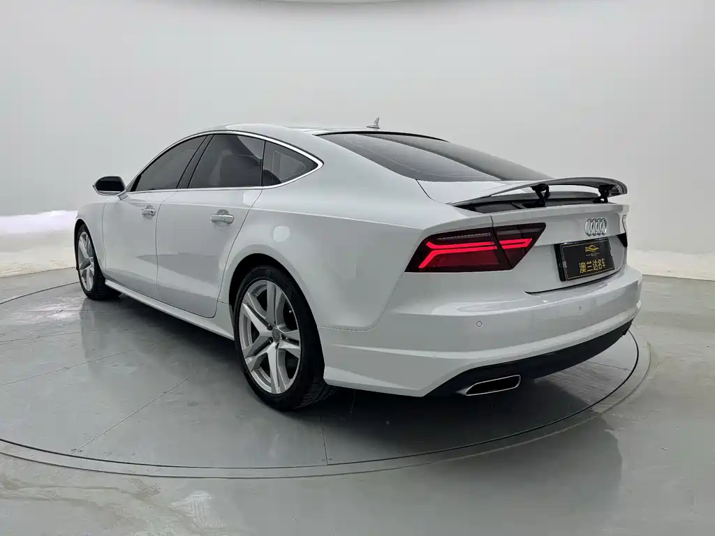 Audi A7 2016 — фото 29