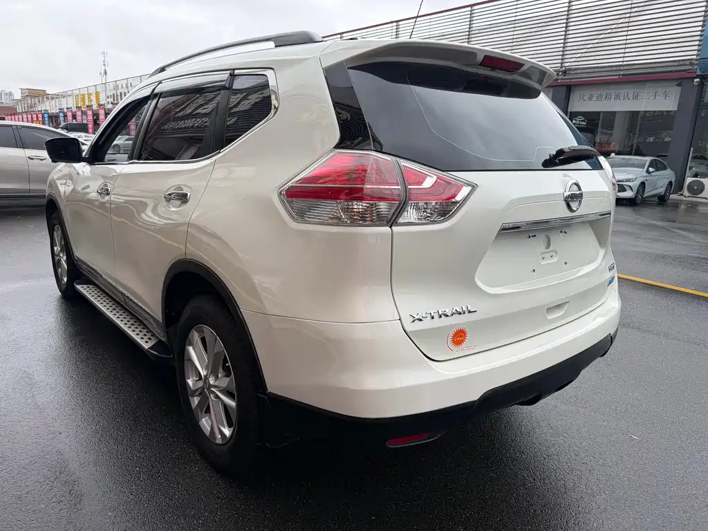 Nissan X-Trail 2015 — фото 8