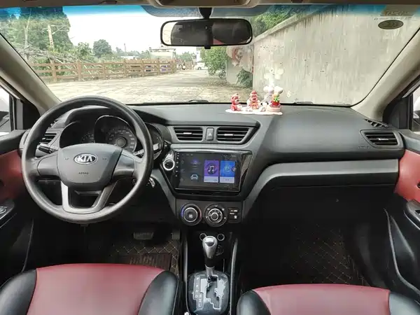 Kia K2 2014