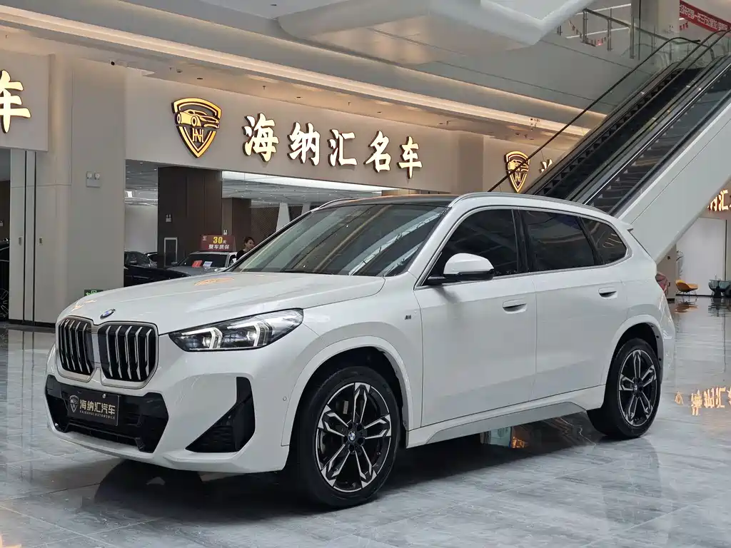 BMW X1 2023 — фото 1