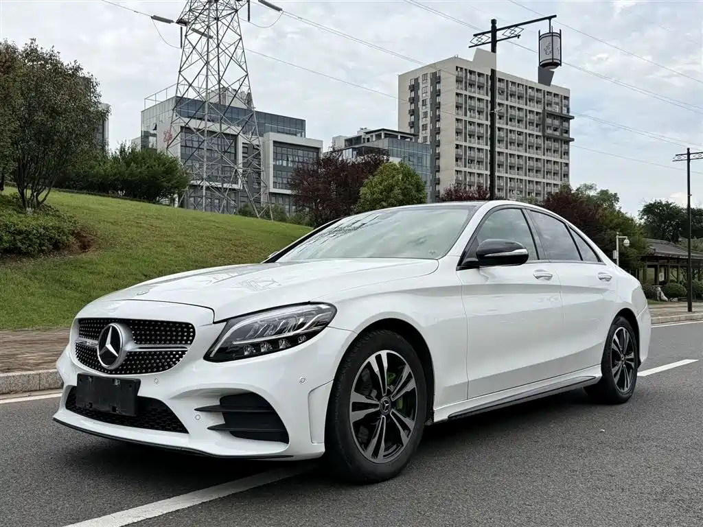 Mercedes-Benz C-Class 2019