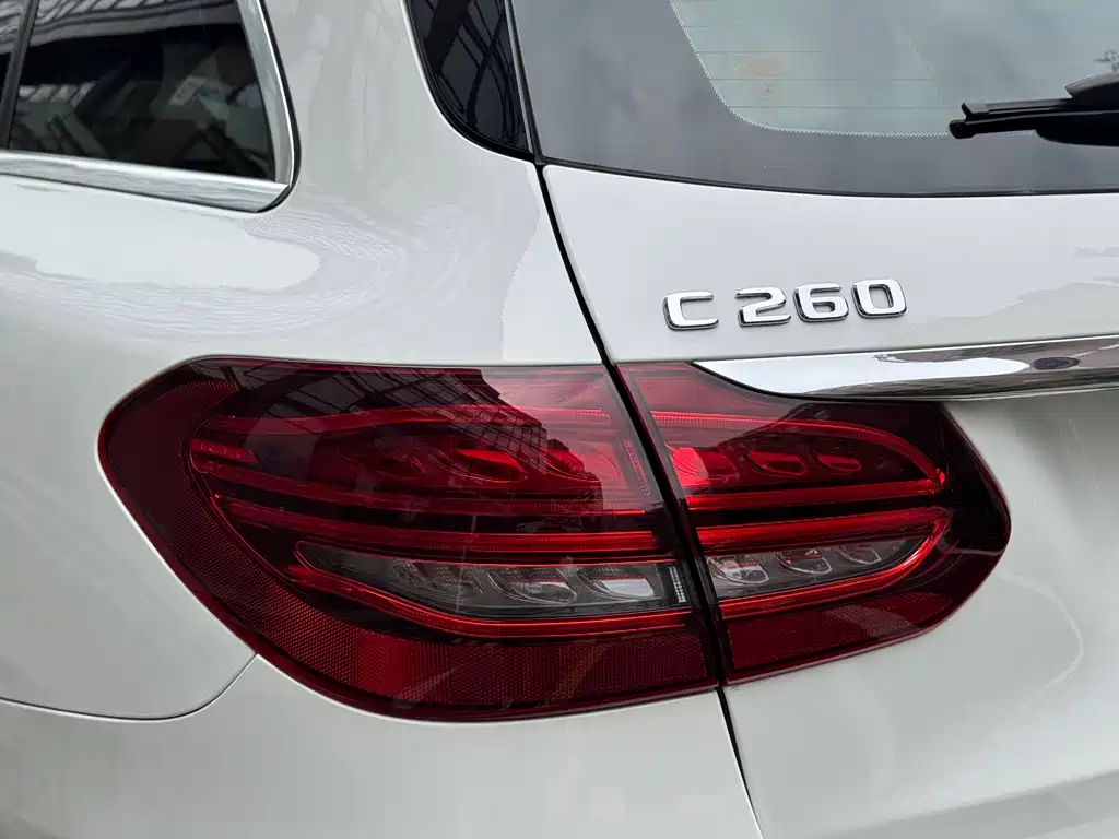 Mercedes-Benz C-Class 2019 — фото 25