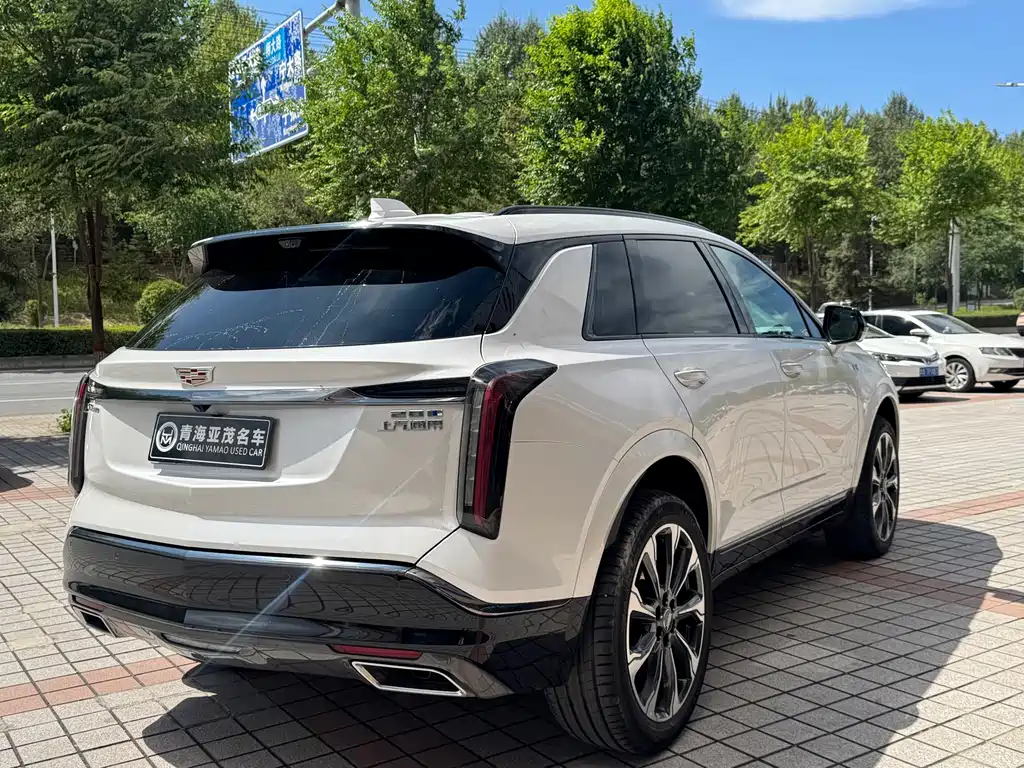 Cadillac XT5 2024 — фото 16