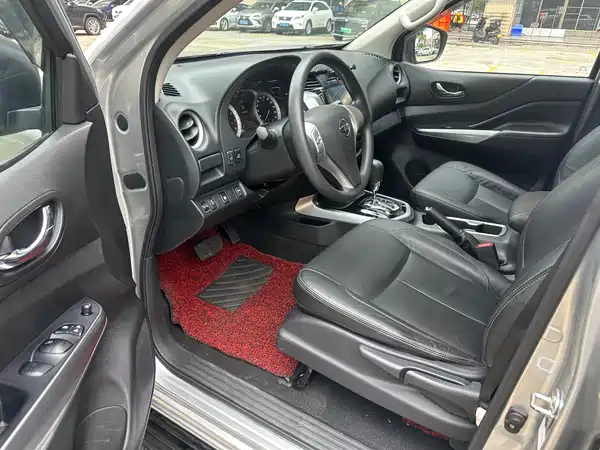 Nissan Terra 2019