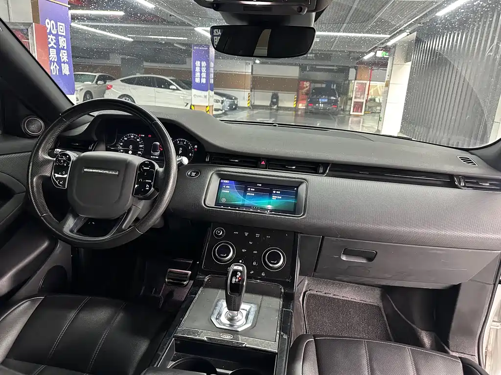 Land Rover Evoque 2021 — фото 14