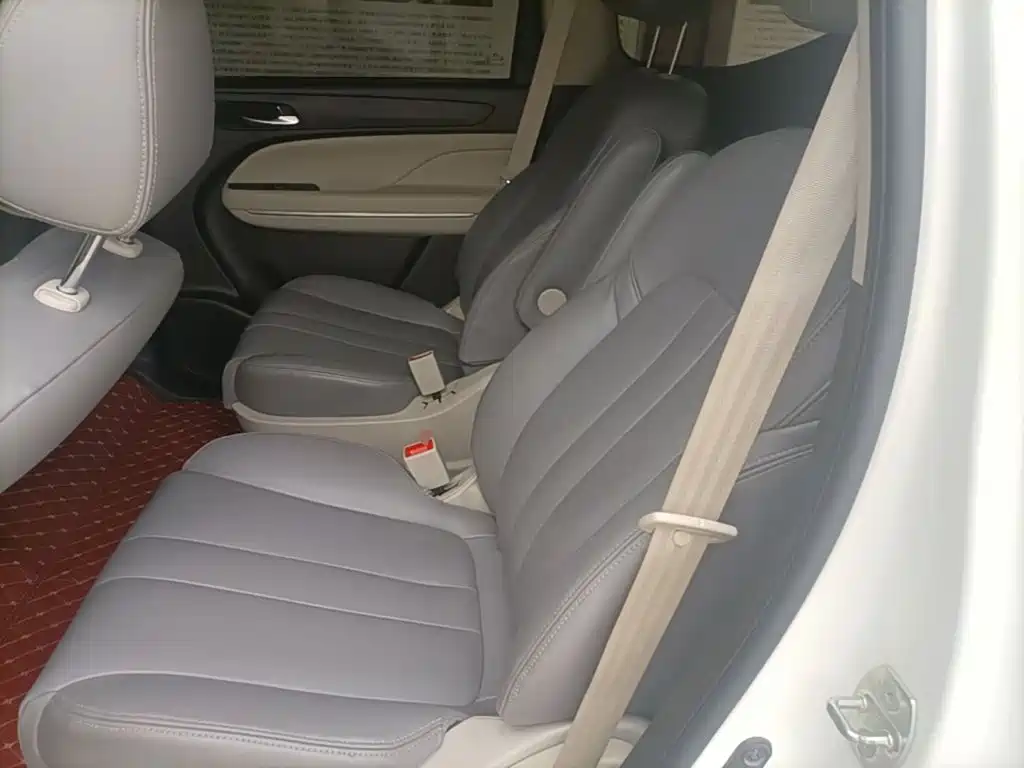 GAC Motor Trumpchi M6 2019 — фото 17