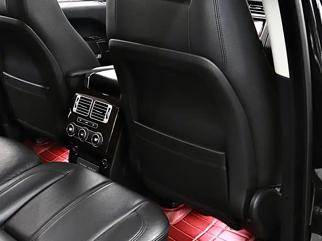 Land Rover Range Rover 2018 — фото 17