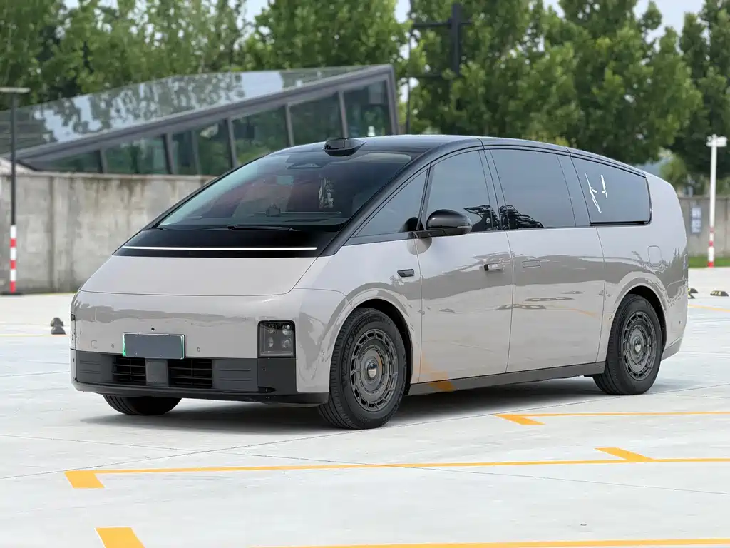 Li Auto Li MEGA 2024