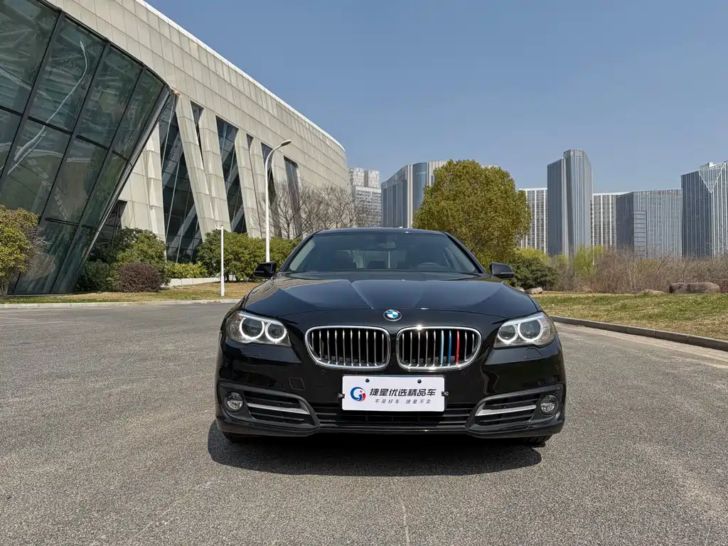 BMW 5 Series 2015 — фото 2