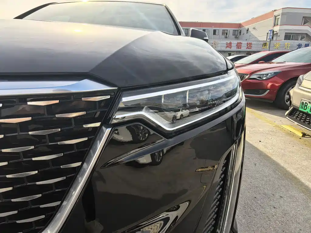 Cadillac XT6 2021 — фото 16
