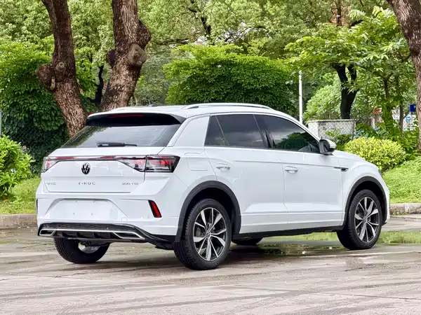 Volkswagen T-Roc 2025