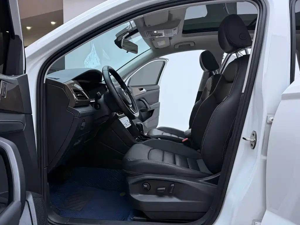 Volkswagen Tharu 2023