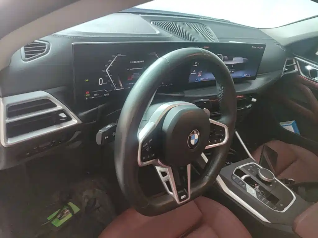 BMW 4 Series 2025 — фото 10