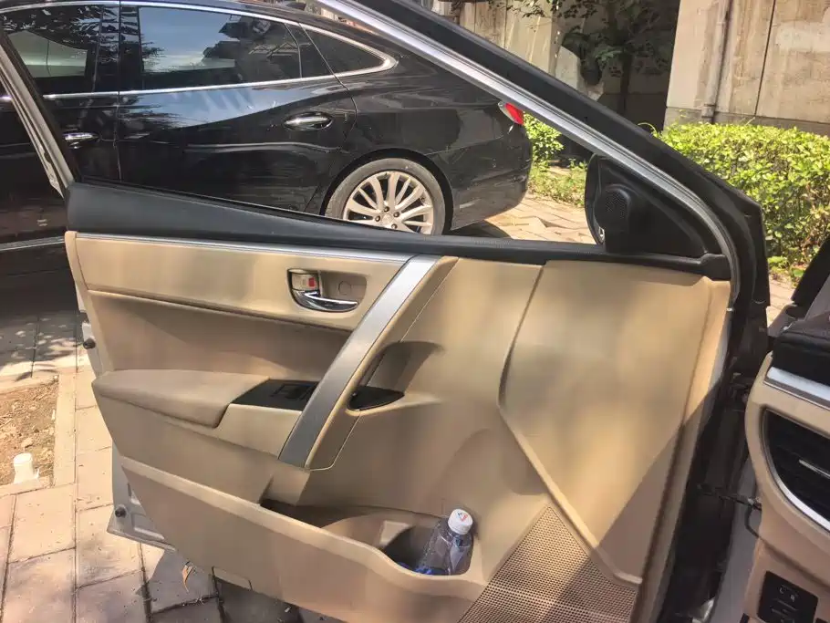 Toyota Corolla 2015
