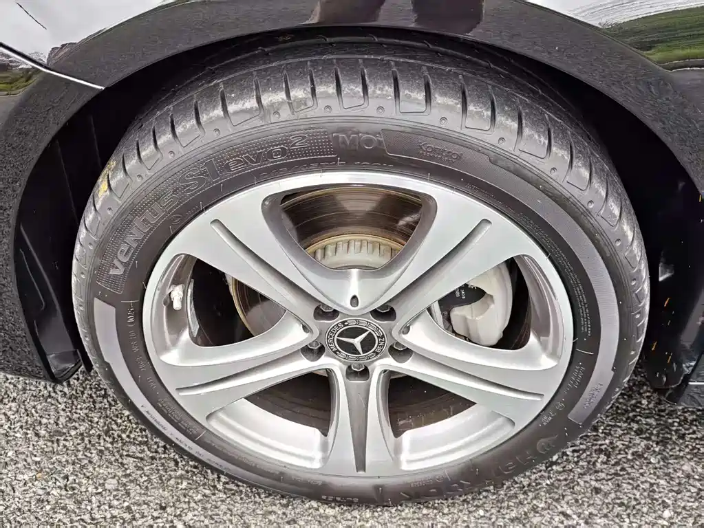 Mercedes-Benz E-Class 2019