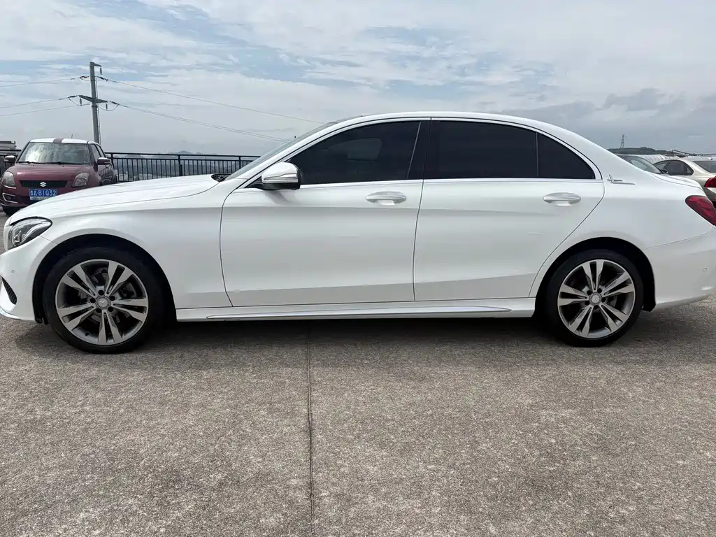 Mercedes-Benz C-Class 2017 — фото 3