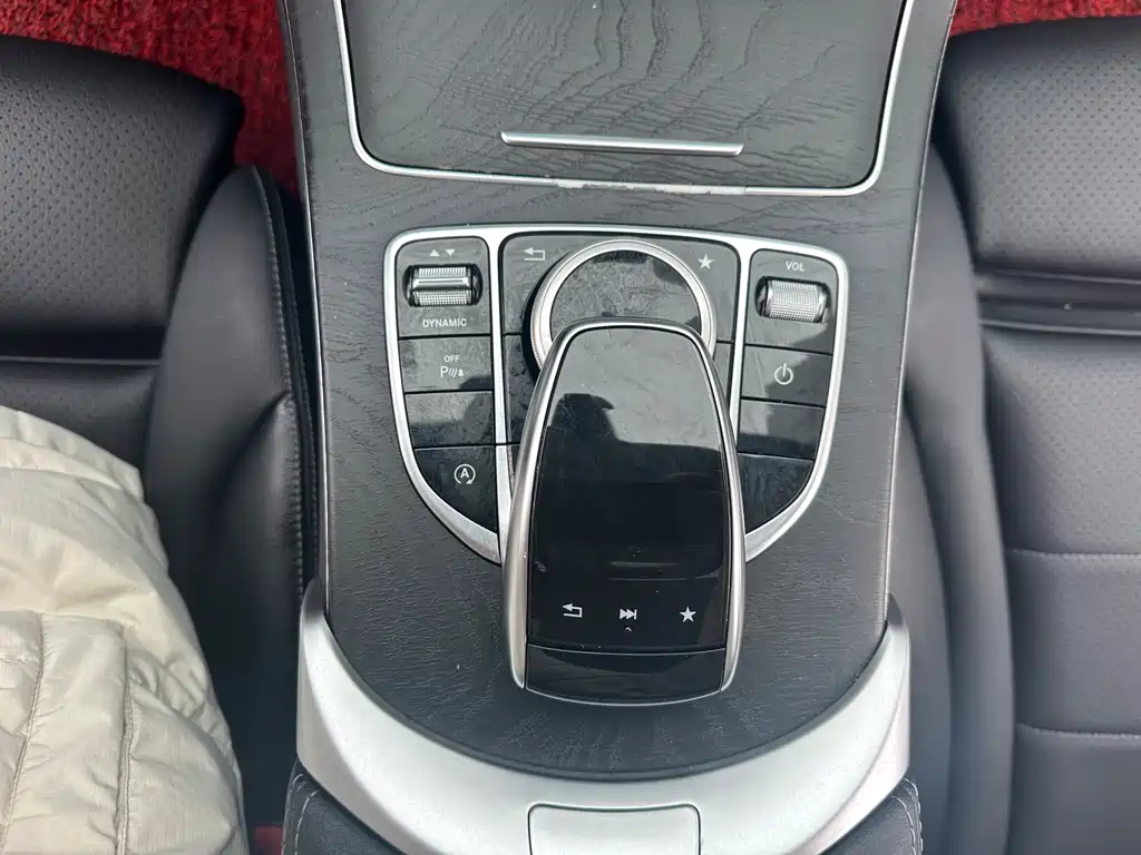 Mercedes-Benz C-Class 2018 — фото 13