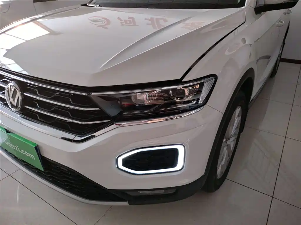 Volkswagen T-Roc 2019 — фото 18