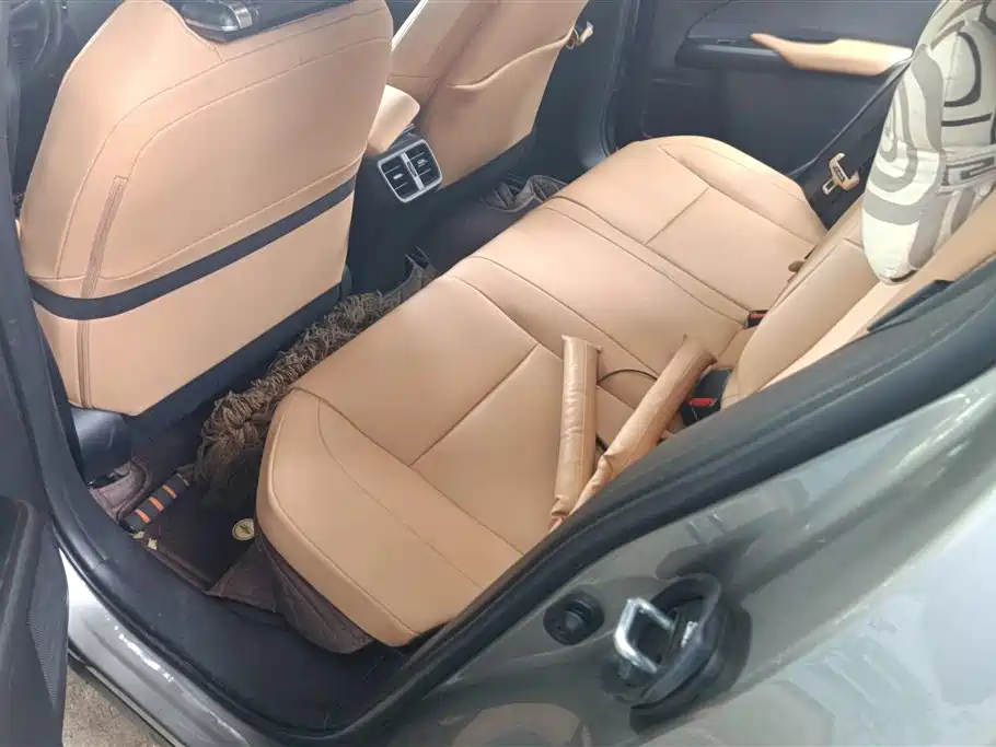 Lexus UX 2024 — фото 11