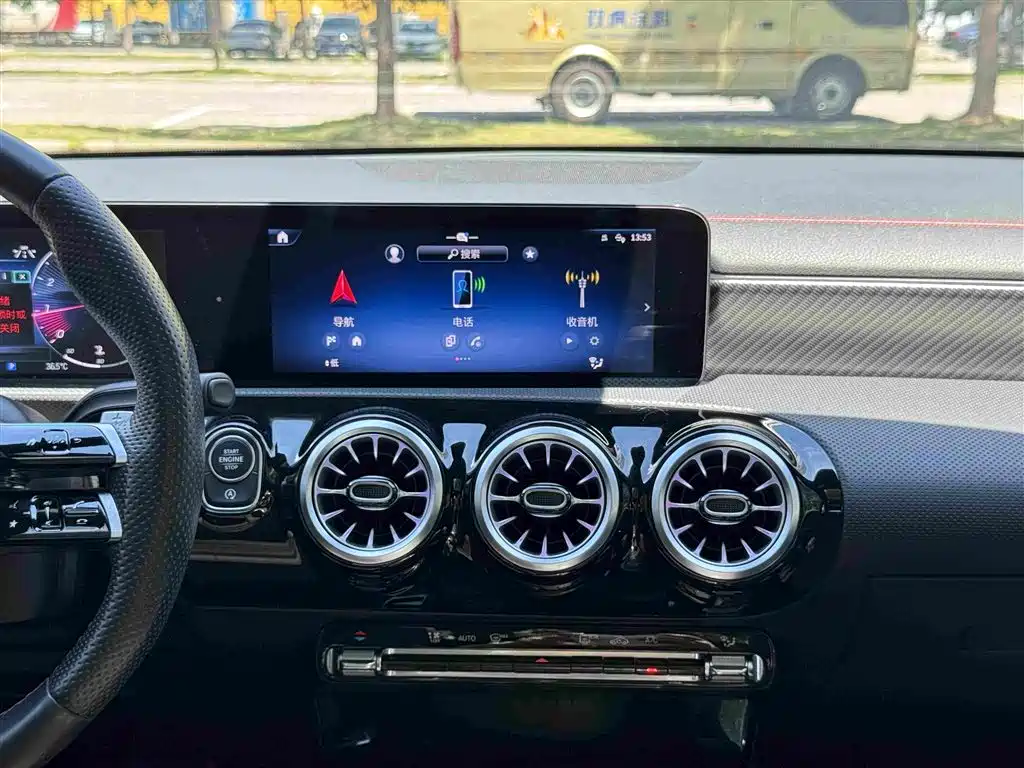 Mercedes-Benz A-Class 2023 — фото 21