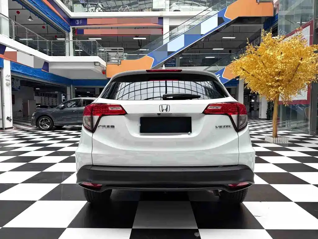 Honda Vezel 2022 — фото 19