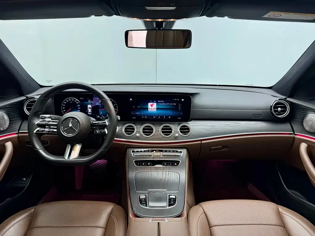 Mercedes-Benz E-Class 2022 — фото 20