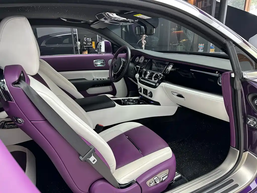 Rolls-Royce Wraith 2020 — фото 14
