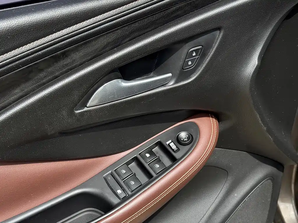 Buick Envision Plus 2015 — фото 12