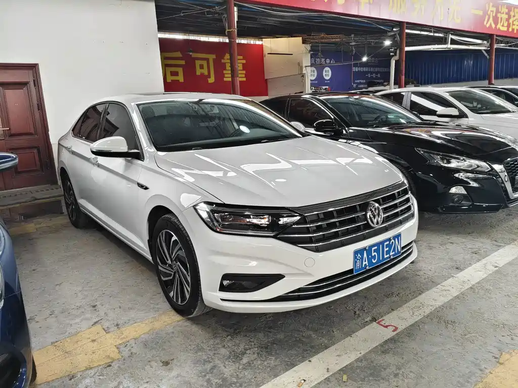 Volkswagen Sagitar 2021